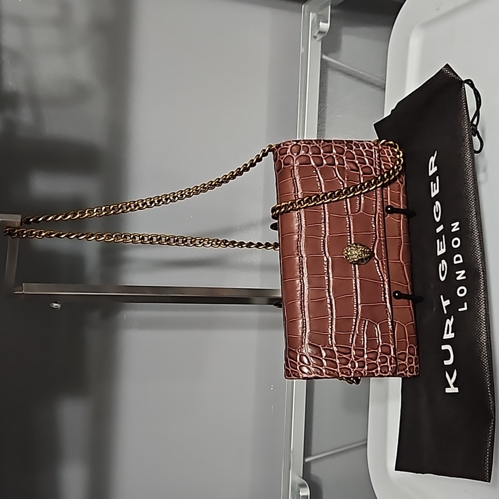 KURT GEIGER LONDON EUC Croc embossed wallet with crossbody chain and dust bag🔥 - Picture 1 of 8